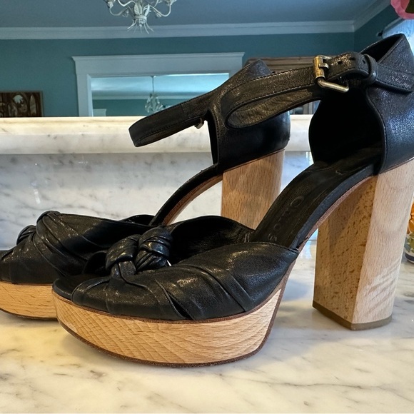 Chloe Black Leather and Tan Wood Platform Heels - Picture 1 of 5